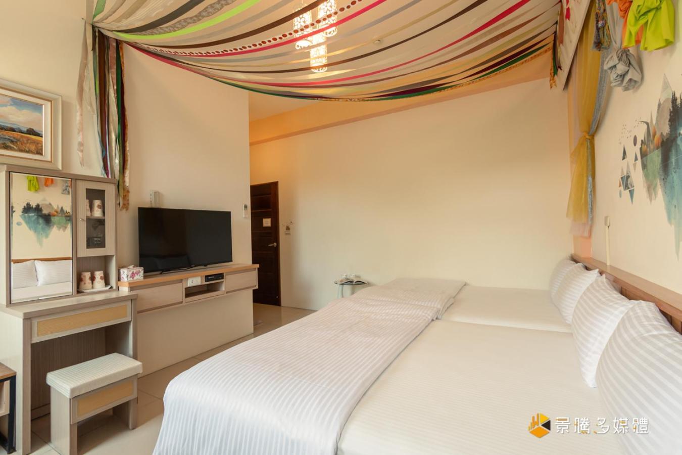 Hong Lai Guest House Цзяосі Екстер'єр фото